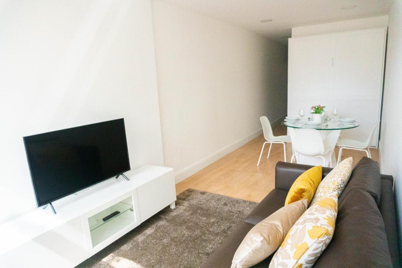 פונשל Finest Rentals - Downtown Villa מראה חיצוני תמונה